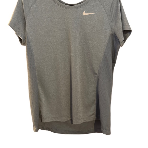 Nike Women's Short Sleeve Gray Tee - Picture 1 of 4